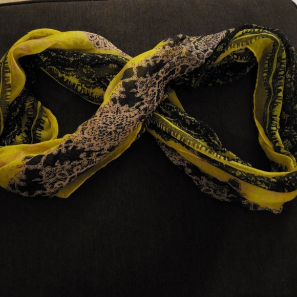 Infinity Scarf - Picture 3 of 3